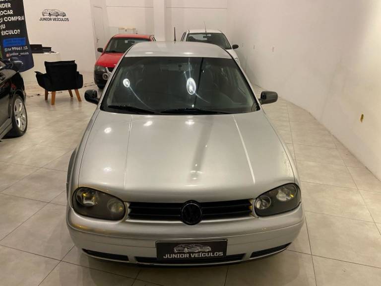 VOLKSWAGEN - GOLF - 2000/2001 - Prata - R$ 27.900,00