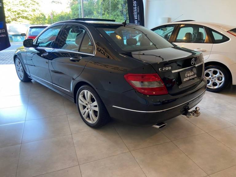 MERCEDES-BENZ - C 200 K - 2008/2009 - Preta - R$ 62.900,00