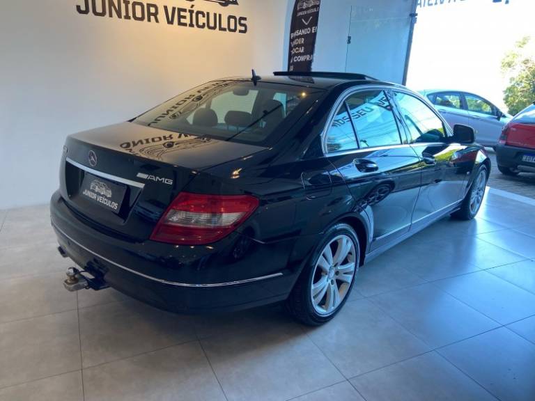 MERCEDES-BENZ - C 200 K - 2008/2009 - Preta - R$ 62.900,00